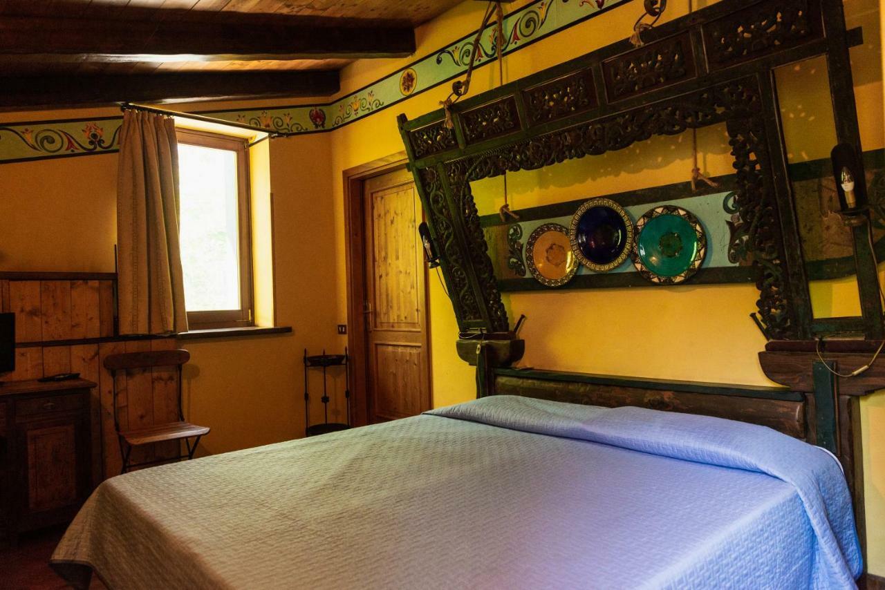Agriturismo Mezzaluna Malchina Экстерьер фото